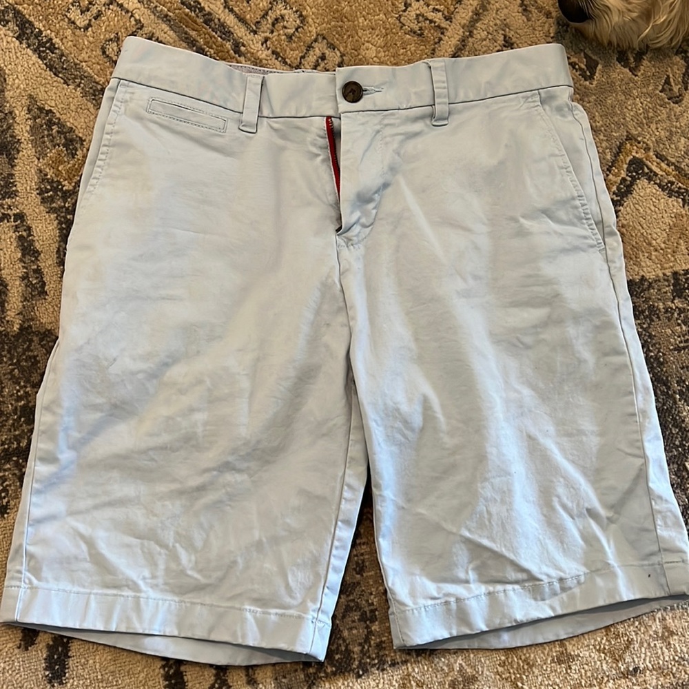Tommy Hilfiger Shorts - Size 30